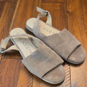 Sole Society Women's Tan Suede Sandals Size 9.5